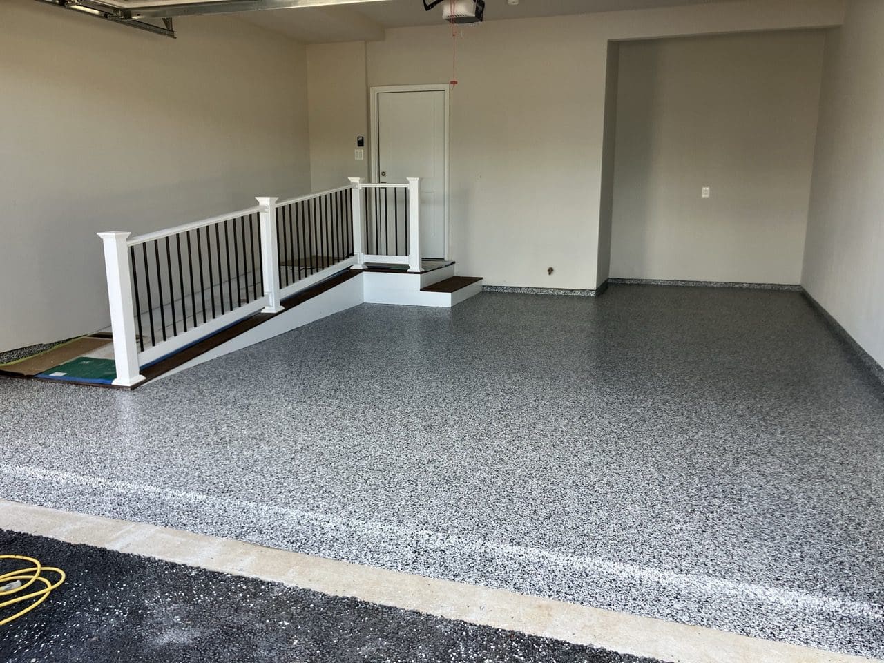 garage page slideshow